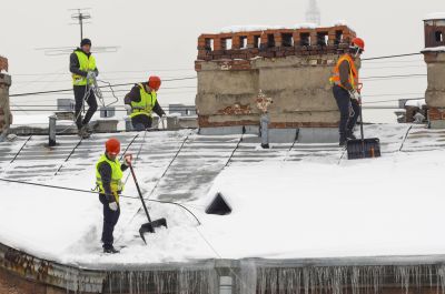 Rooftop Snow Removal in Long Island, NY