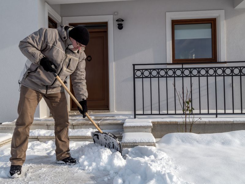 Snow Shoveling Service in New York, NY